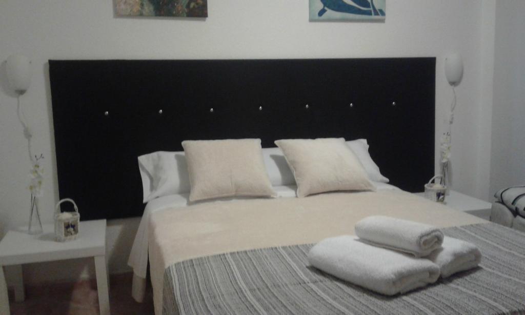 Comet Suites Almona Granada Exterior photo